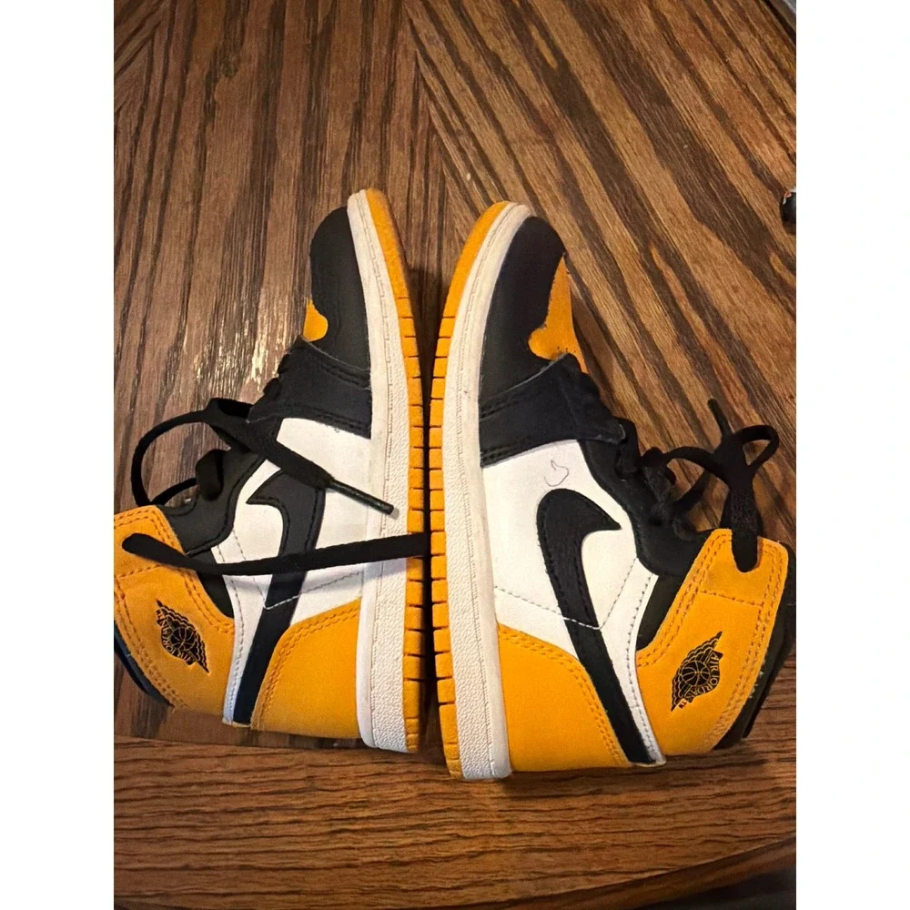 Nike Air Jordan 1 Mid Taxi Toddler Shoes Yellow Black White AQ2665-711 Size 10C